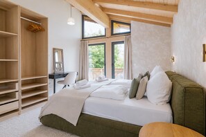 Villa | 5 bedrooms, iron/ironing board, individually furnished, bed sheets - Exclusive Alpine Chalet in Niederau (Hopfgarten im Brixental)