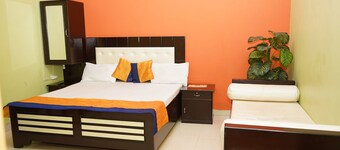 Hotel Apoorva