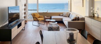Beautiful Apartment by the sea