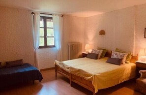 客房, 山景 | 熨斗/熨衣板、免費無線上網