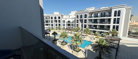 In-room safe, desk, laptop workspace, blackout curtains