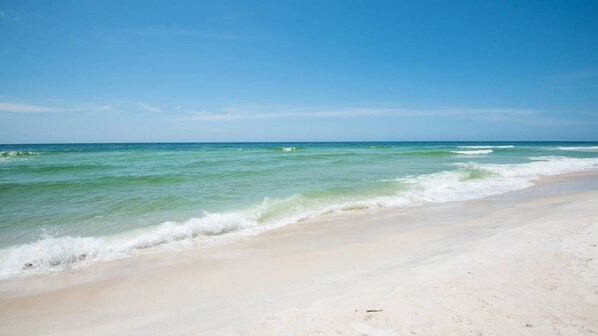 Platja a a prop