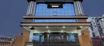 Super Townhouse Koyambedu Royal Plaza