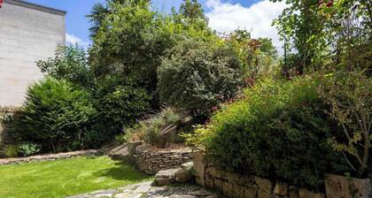 Bright Apartment & Private Garden - 2br-6p-suresnes