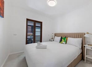 House, 3 Bedrooms (NTH003-2A) | Individually decorated, individually furnished, free WiFi