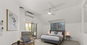 House, 1 Bedroom (QSH050-1) | Individually decorated, individually furnished, iron/ironing board - Kozyguru | Spring Hill | Apartments (Spring Hill)