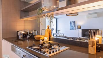 Apartment, 1 Bedroom (VAB813C) | Private kitchen