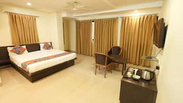 Deluxe Room, City View | Free WiFi