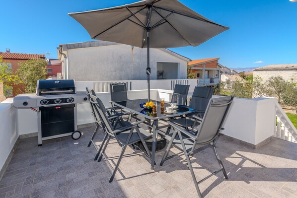 Appartement, vue cour intérieure | Terrasse/Patio