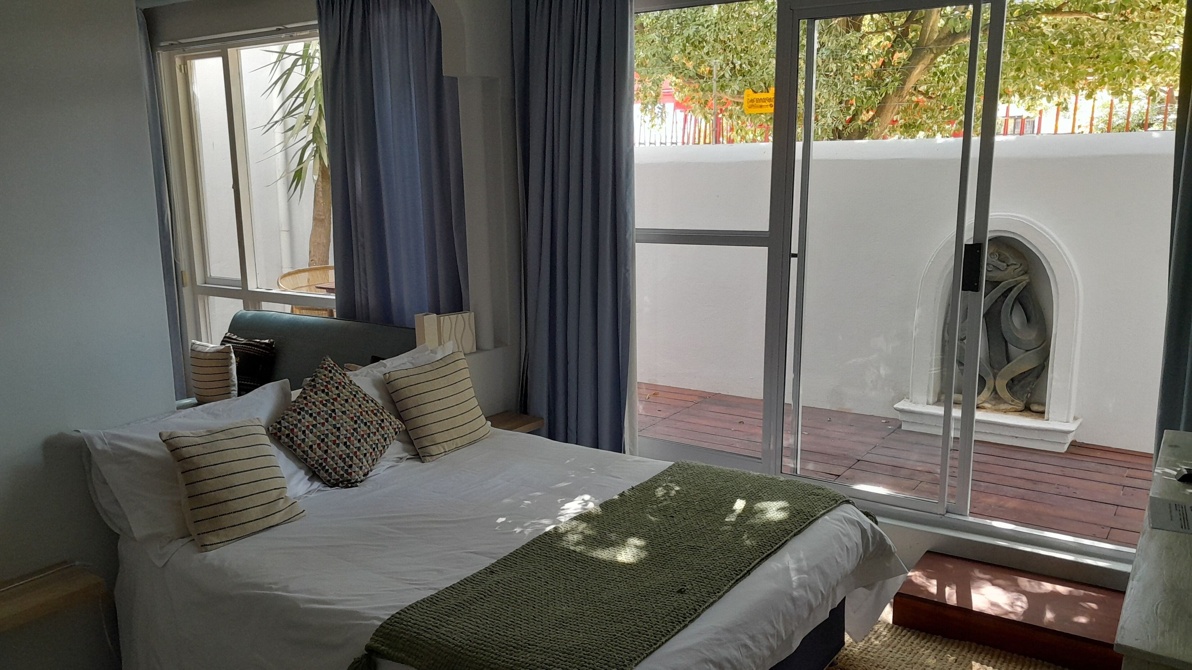 Habitación Confort con 1 cama doble o 2 individuales | Caja fuerte y wifi