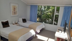 Quarto casal ou duplo conforto | Cofres nos quartos, Wi-Fi (sobretaxa)