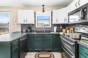 Fridge, microwave, oven, dishwasher