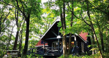 Private Log Cabin-Perfect for families, large groups, Parties are welcome!