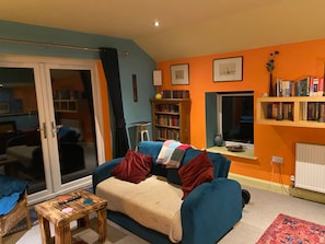 Cottage | Living area | TV, fireplace
