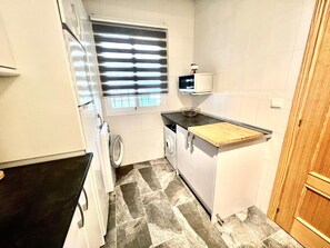 Fridge, microwave, oven, dishwasher
