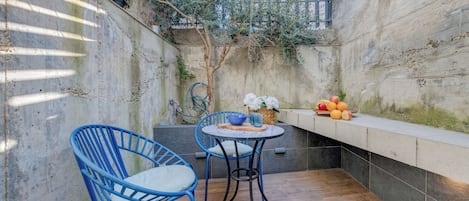 Chambre Double | Terrasse/Patio
