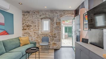 Apartment, 2 Bedrooms | Living area