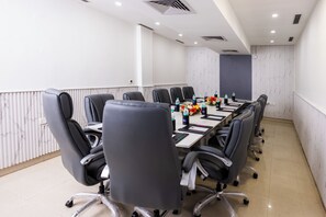 Meeting facility - Hotel Di Arch Lucknow (Lucknow)