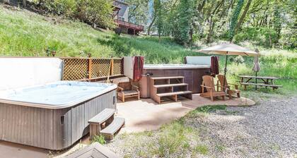 Modern Cabin Retreat w/ Swim Spa, Hot Tub & A/C