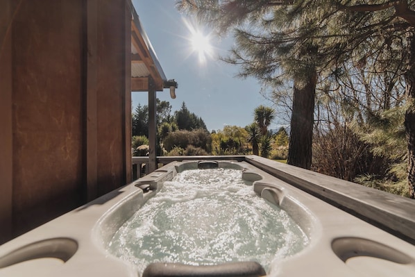 Baignoire à remous extérieure