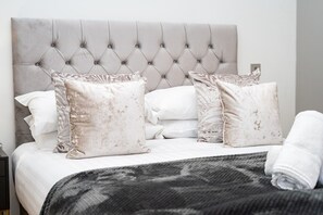 1 Schlafzimmer, Bügeleisen/Bügelbrett, kostenloses WLAN, Bettwäsche