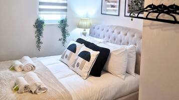 3 bedrooms, iron/ironing board, free WiFi, bed sheets