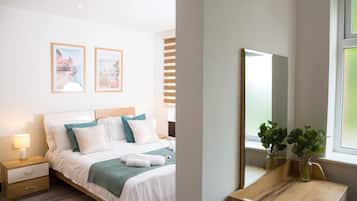 2 bedrooms, iron/ironing board, free WiFi, bed sheets