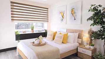2 bedrooms, iron/ironing board, free WiFi, bed sheets