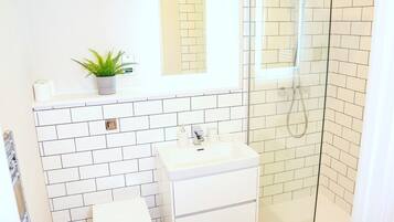 Hair dryer, towels