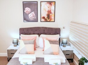 1 chambre, fer et planche à repasser, Wi-Fi gratuit, draps fournis