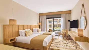 Minibar, két bảo mật tại phòng, trang trí khác biệt