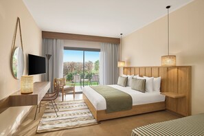 Superior kamer, uitzicht op tuin (Queen or Twin) | Een minibar, een kluis op de kamer, individueel gedecoreerd