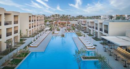 JAZ Viva Almaza Blu, Almaza Bay