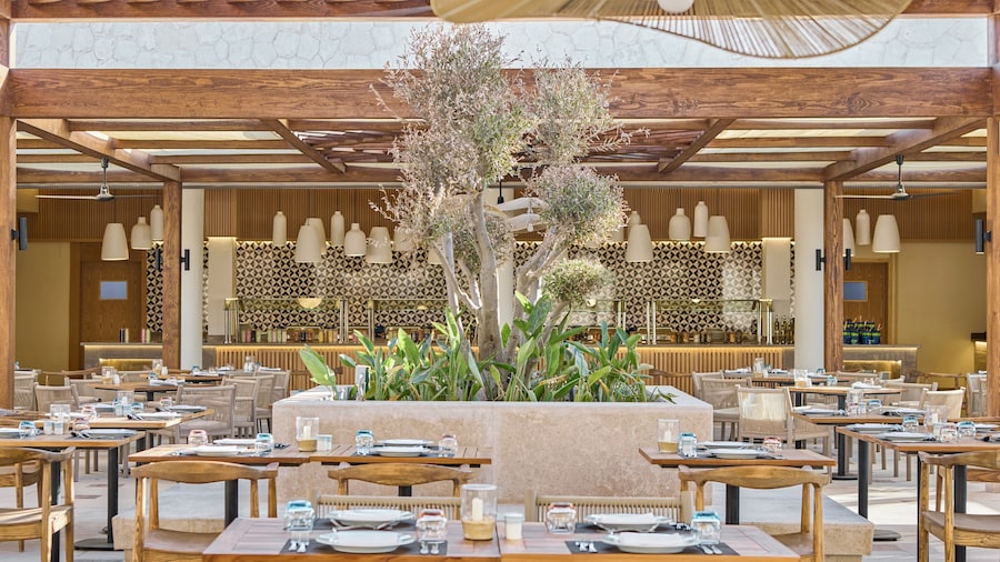 JAZ Viva Almaza Blu, Almaza Bay