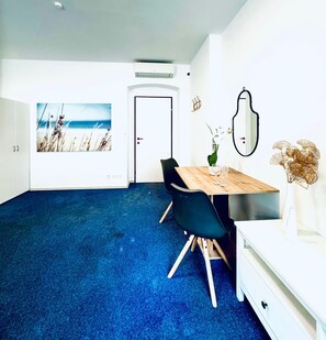 Basic Room | Iron/ironing board, free WiFi