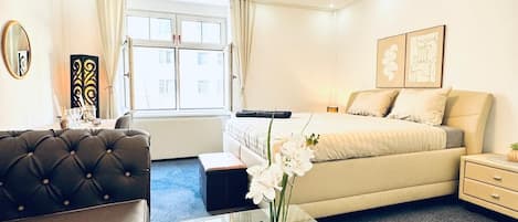 Iron/ironing board, free WiFi