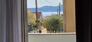 Interior - Charming Cardak, 2-bedroom apartment, AC in each room,WiFi,free private parking (Zadar)