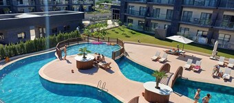 Lara Breeze Kundu Kanyon