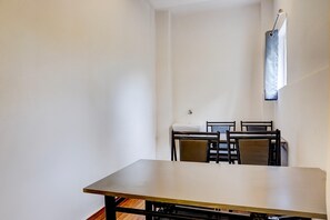 House | Dining
