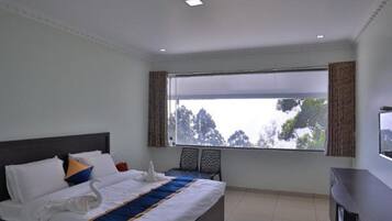 Deluxe-Doppelzimmer, Balkon, Blick auf die Anlage