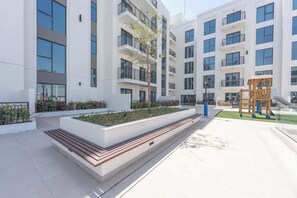 Terrace/patio - StayShort - Magnificent 2BR in The Brand New The Diplomat (Townsquare)