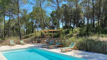 House | 4 bedrooms, Internet