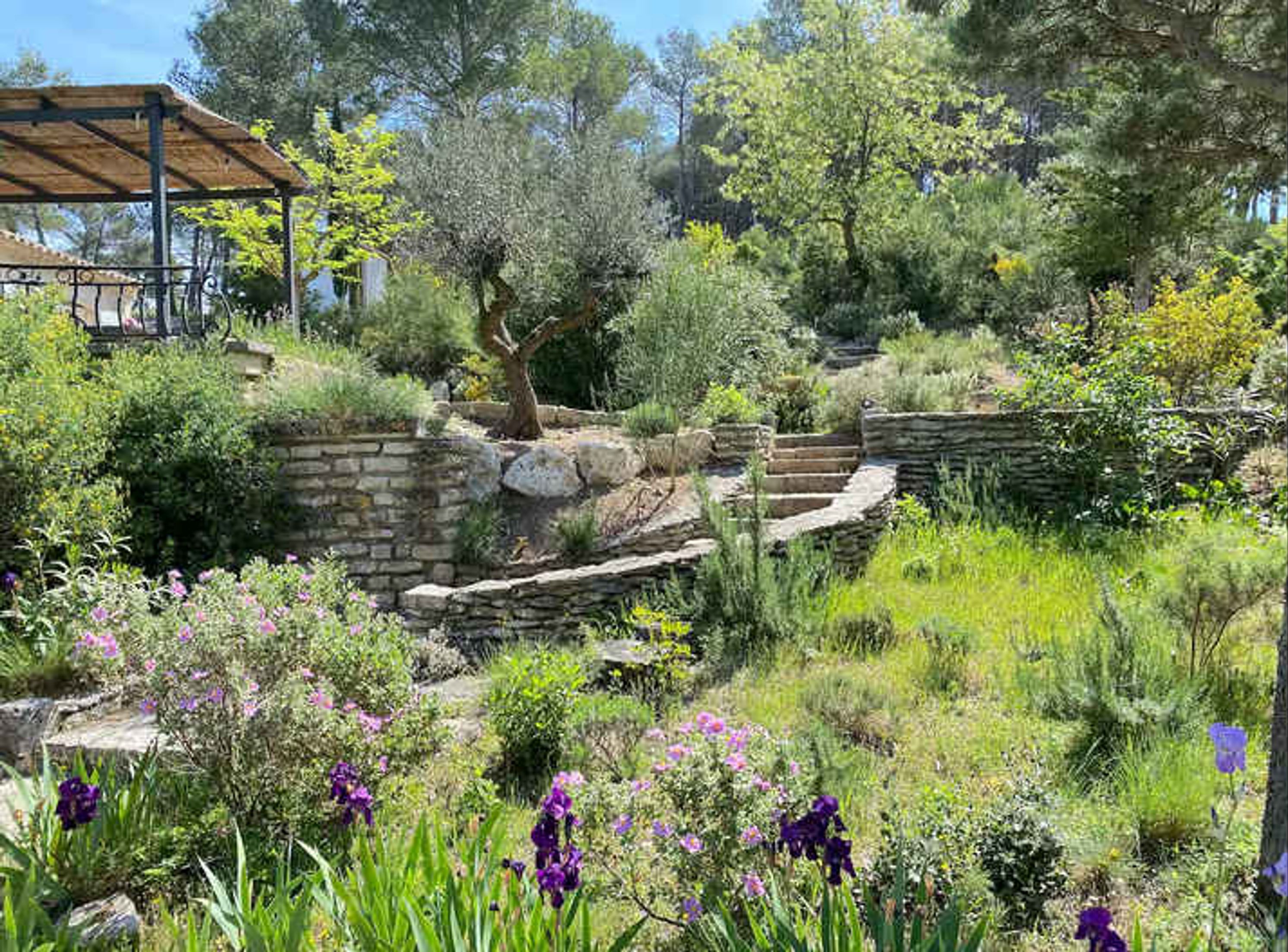 Rumah | 4 kamar tidur dan internet