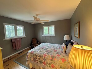 3 bedrooms, WiFi, bed sheets