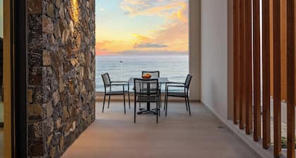 Evelmare Beachfront Apartments