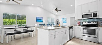 The Jupiter Hideaway