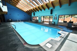 Innenpool, beheizter Pool