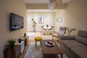 Smart TV - Mia Homes - National Museum, Mia Homes (Athens)