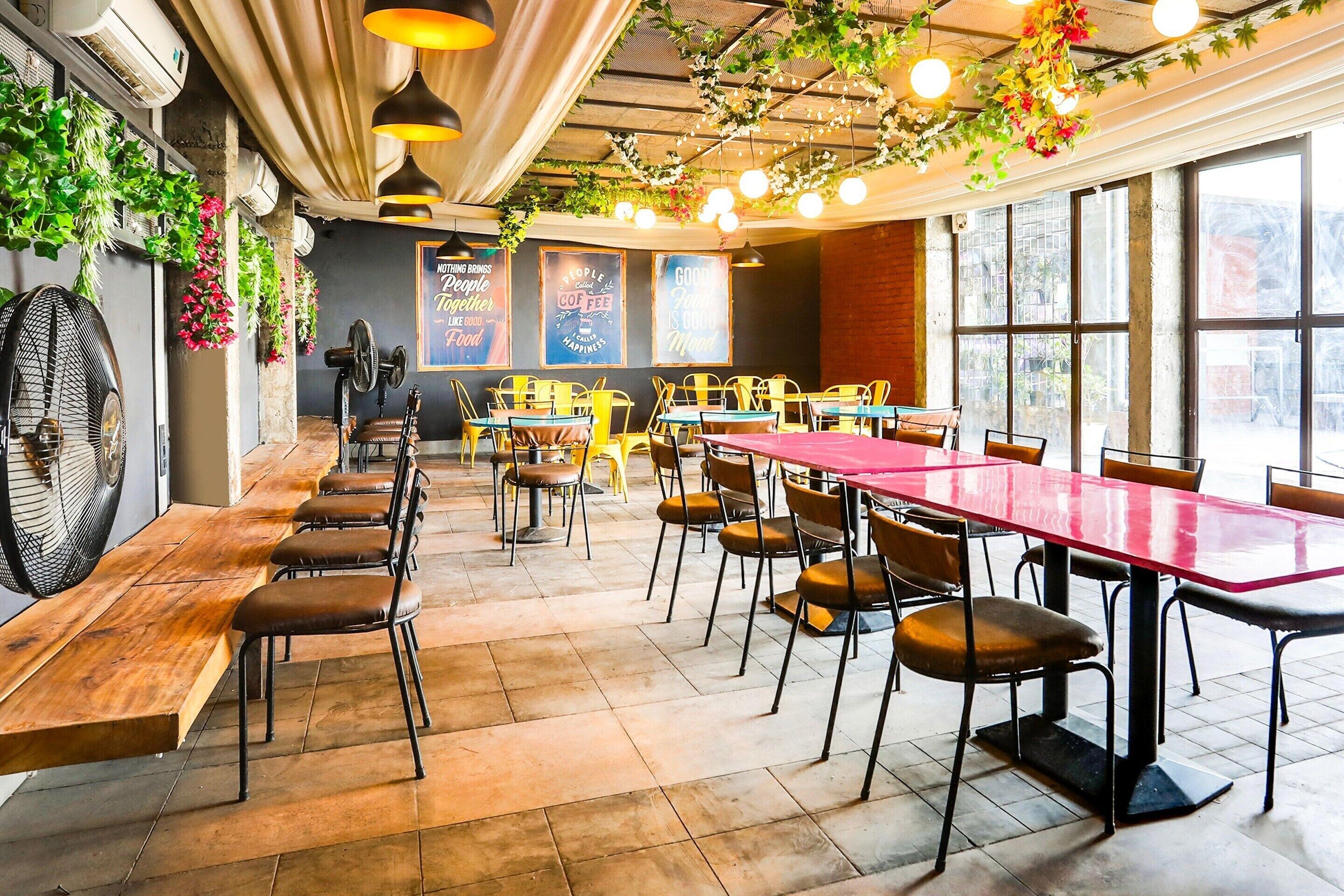 House | Tempat makan