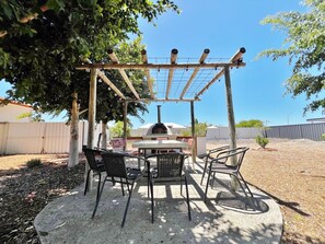 Outdoor dining - Seascape - Kalbarri, WA (Kalbarri)